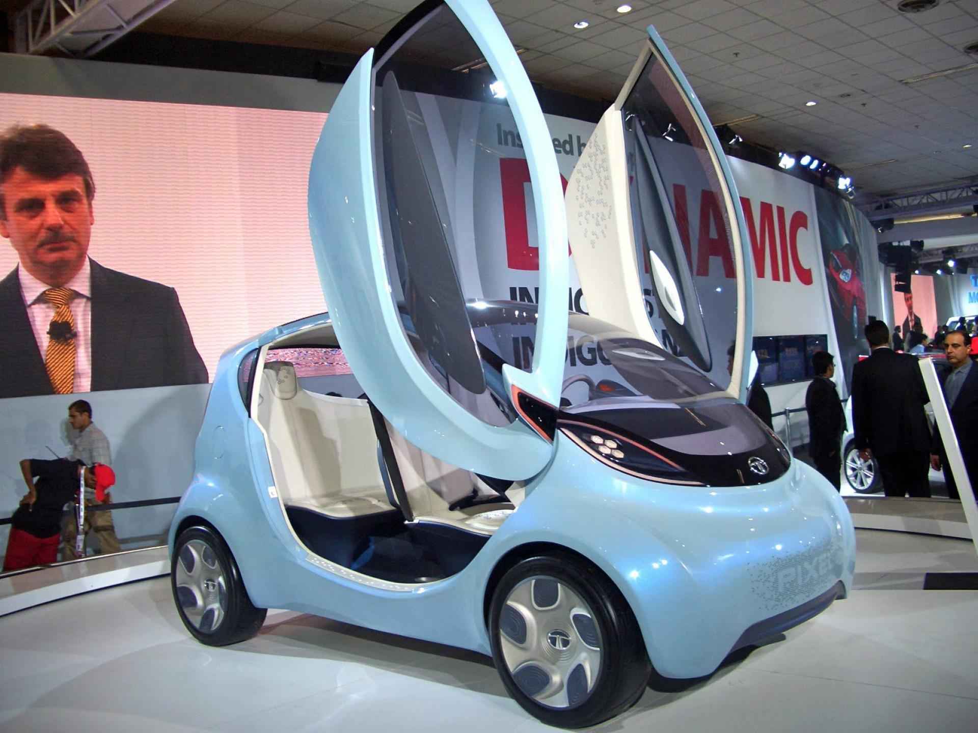 Small is Big: Tata Pixel and Chevy En-V