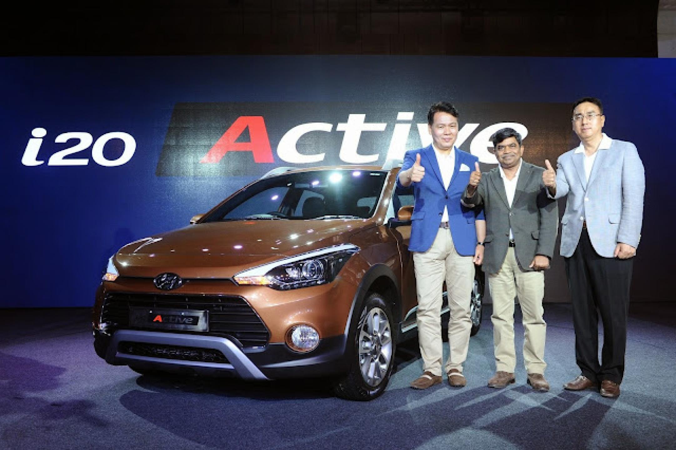 Hyundai i20 Active joins the crossover Halloween. Where premium hatchbacks masquerade as SUVs.