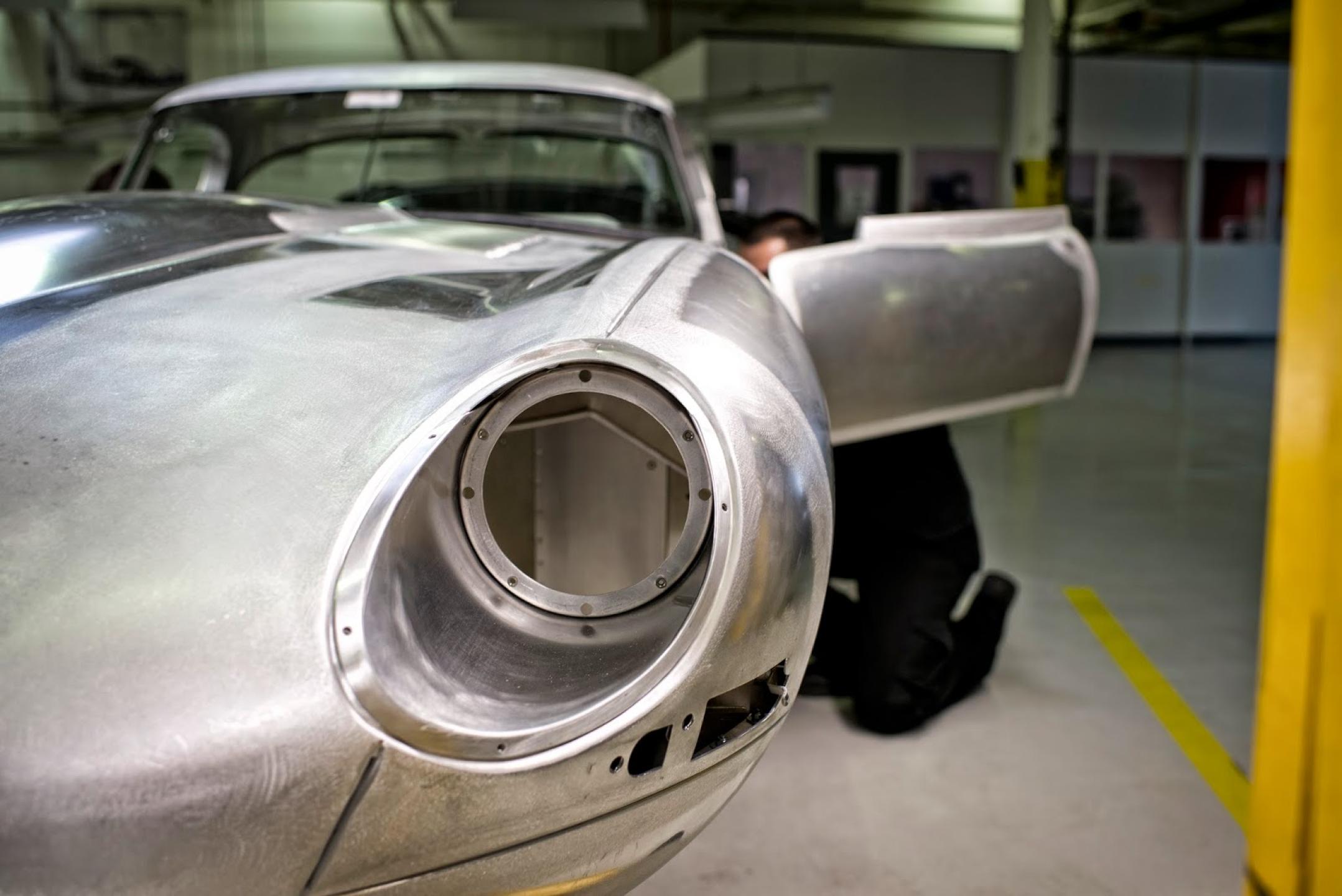 The Lightweight E-Type is Reborn