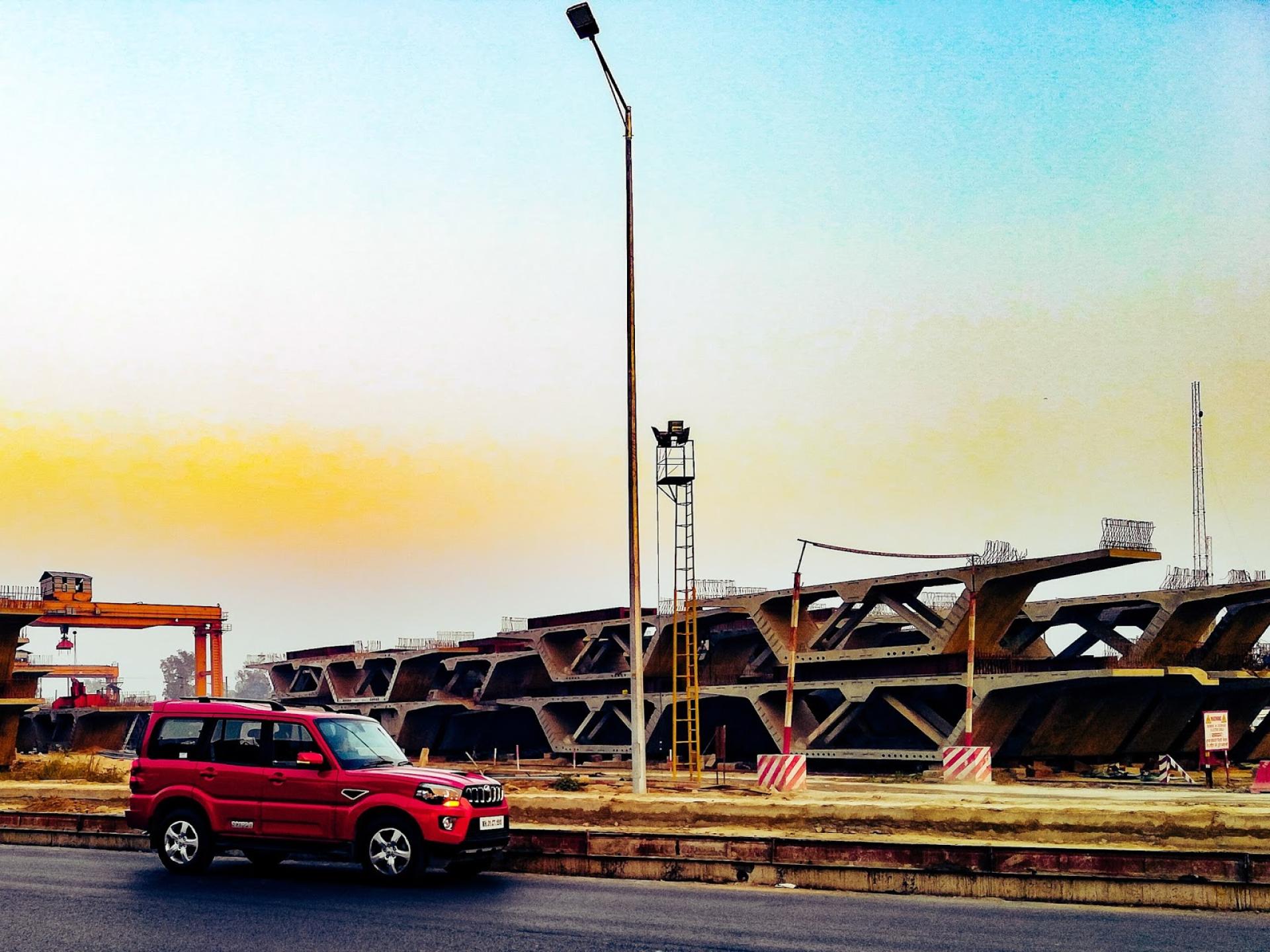 The 2018 Mahindra Scorpio S11 2WD Review. #ShotonHonor7X