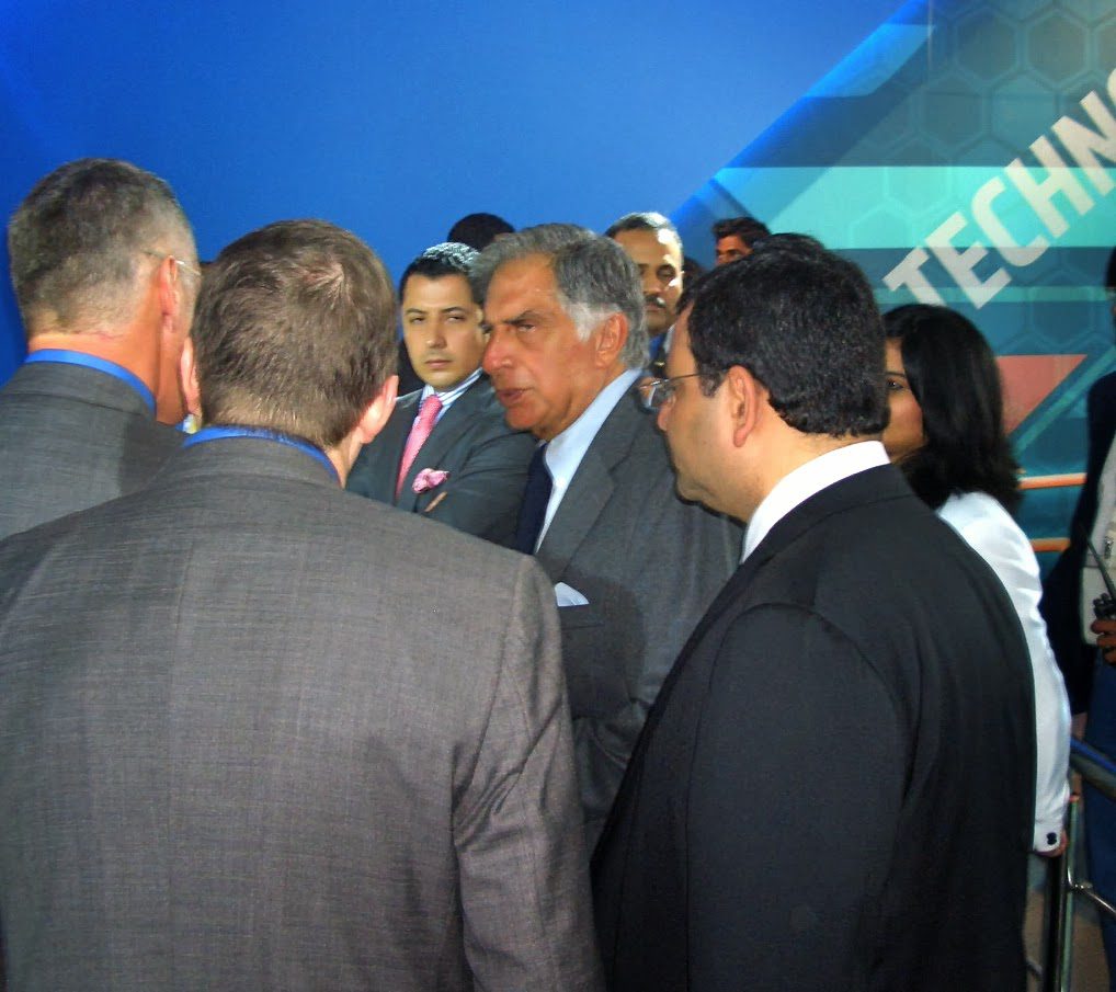 Ratan Tata & Cyrus Mistry of Tata Motors with Karl Slym of General Motors