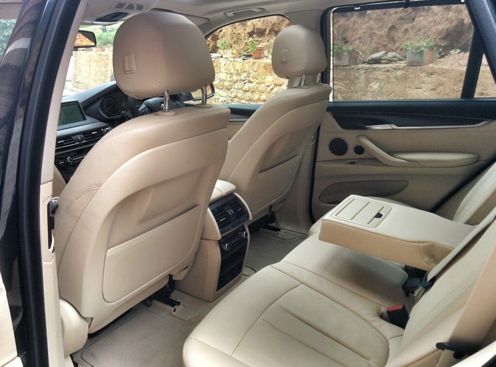 BMW X5 interiors -03