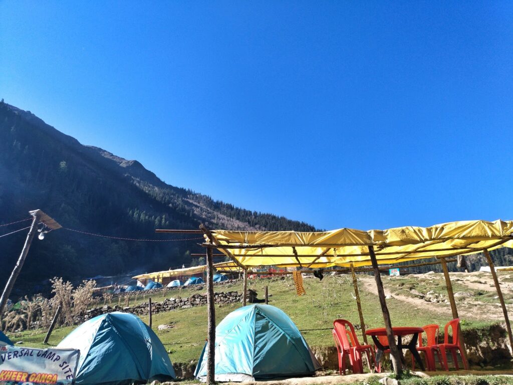 Camping sites around Kheerganga
