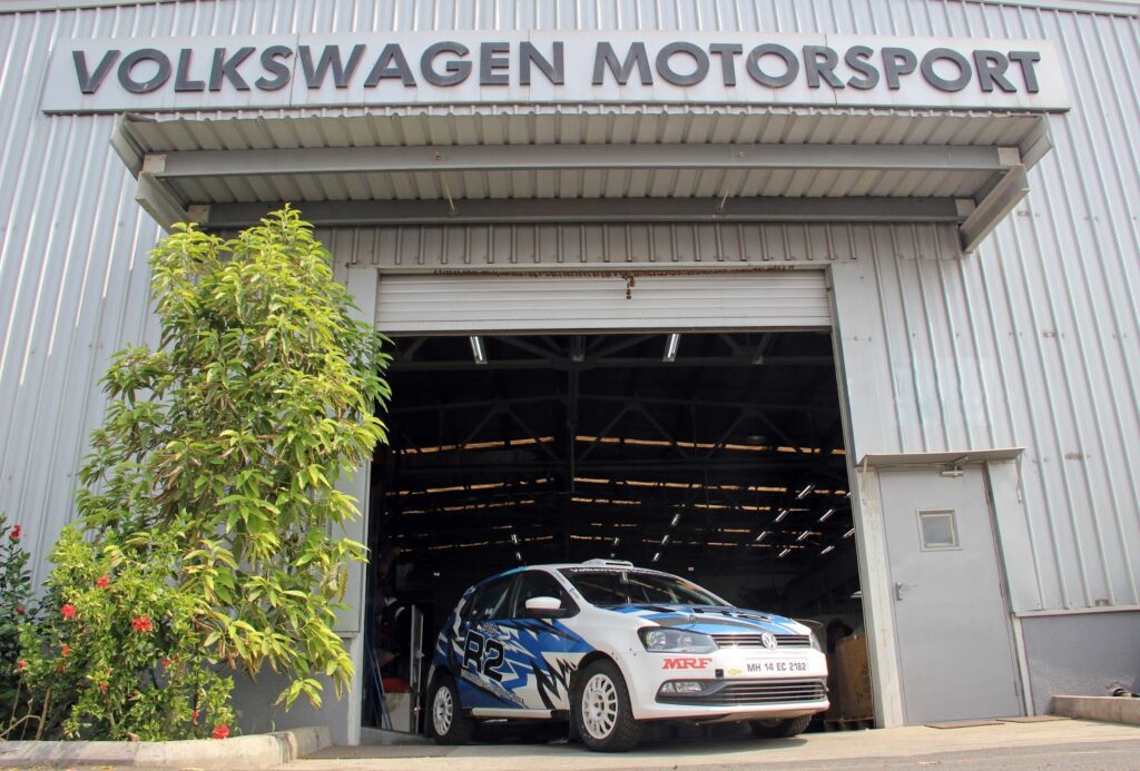 Polo R2 leaves the Volkswagen Motorsport Raceshop for Rally Chennai (1)