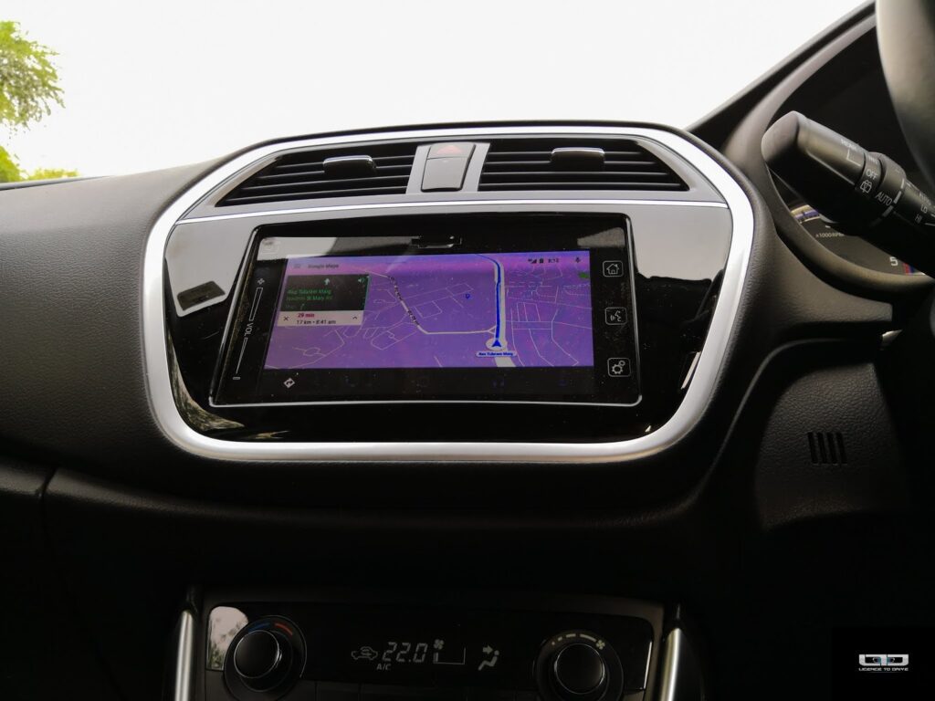 The 2017 Maruti Suzuki S-Cross Smart Hybrid_interiors_ 03