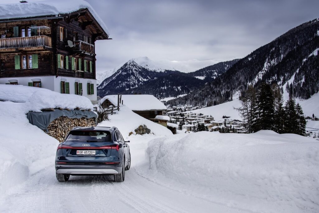 Audi electrifies the World Economic Forum in Davos_1