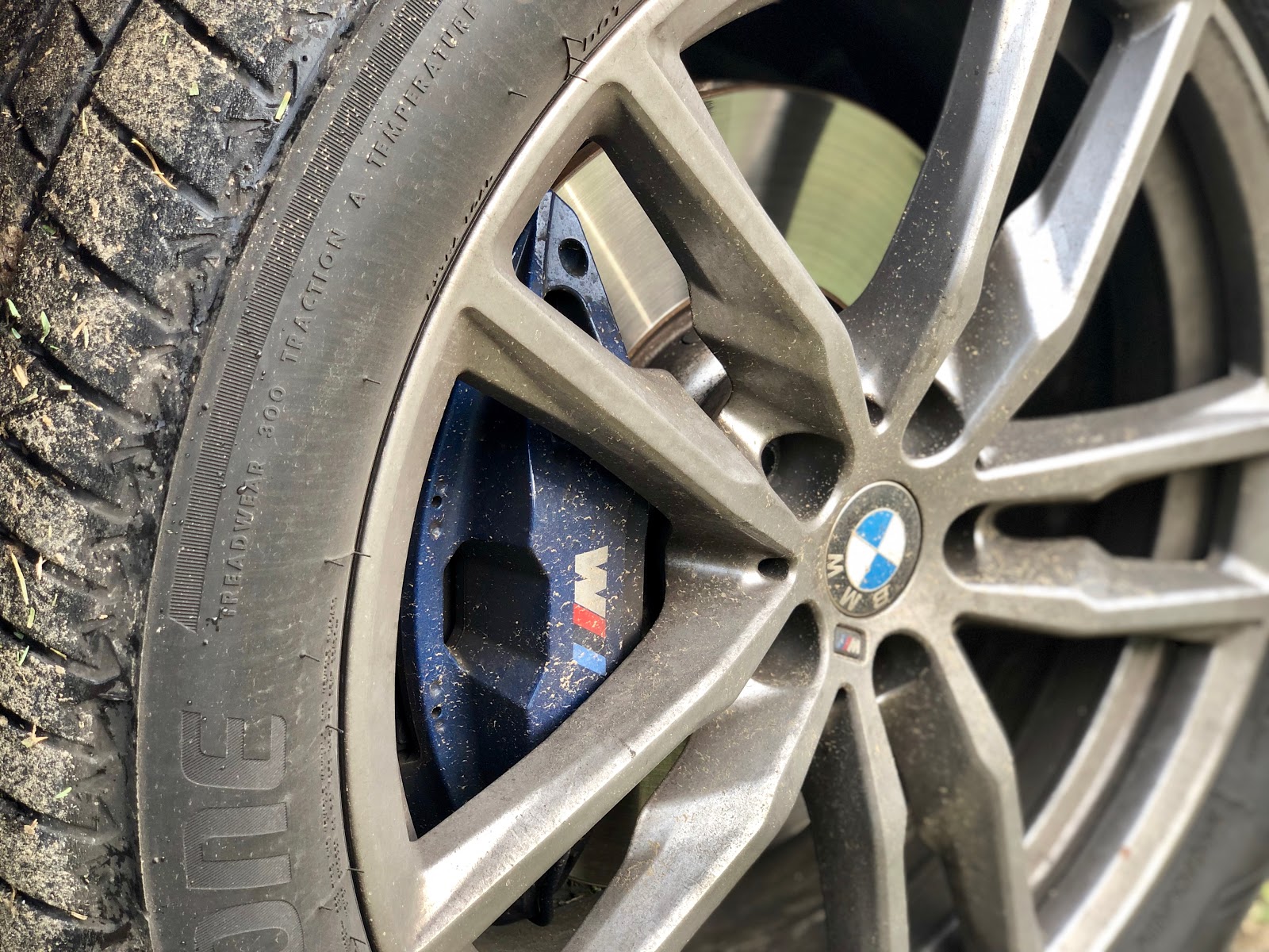 The BMW X4 wheel
