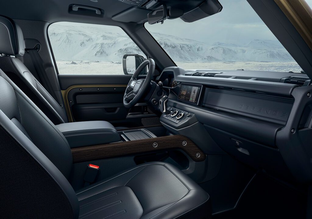 Land Rover Defender -110 interior