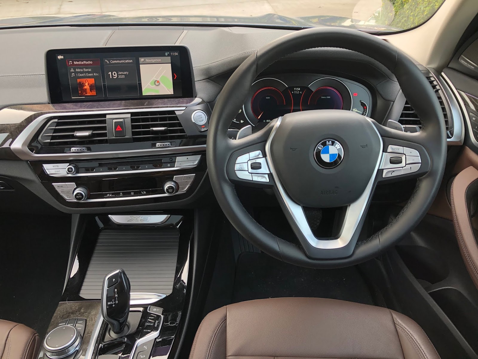 The BMW X3 xDrive20d interiors