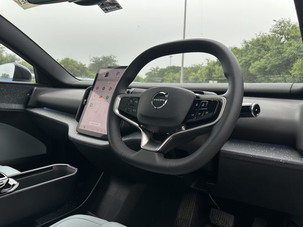 Volvo EX30 interiors 05