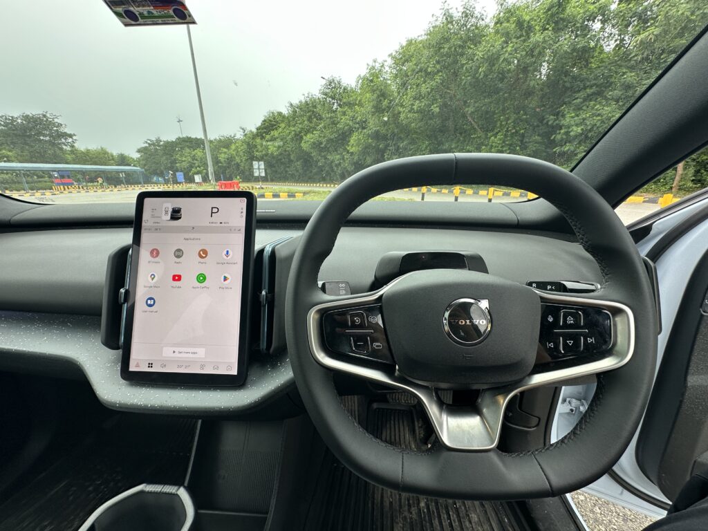 Volvo EX30 interiors 04